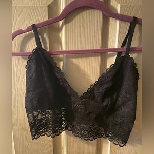 Maidenform lace bra unlined unpadded size large NWOT